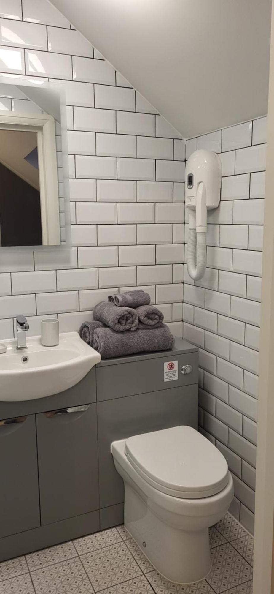 Sands House - Luxury Modern Studios With Secure Parking In Epsom, Surrey Habitación foto